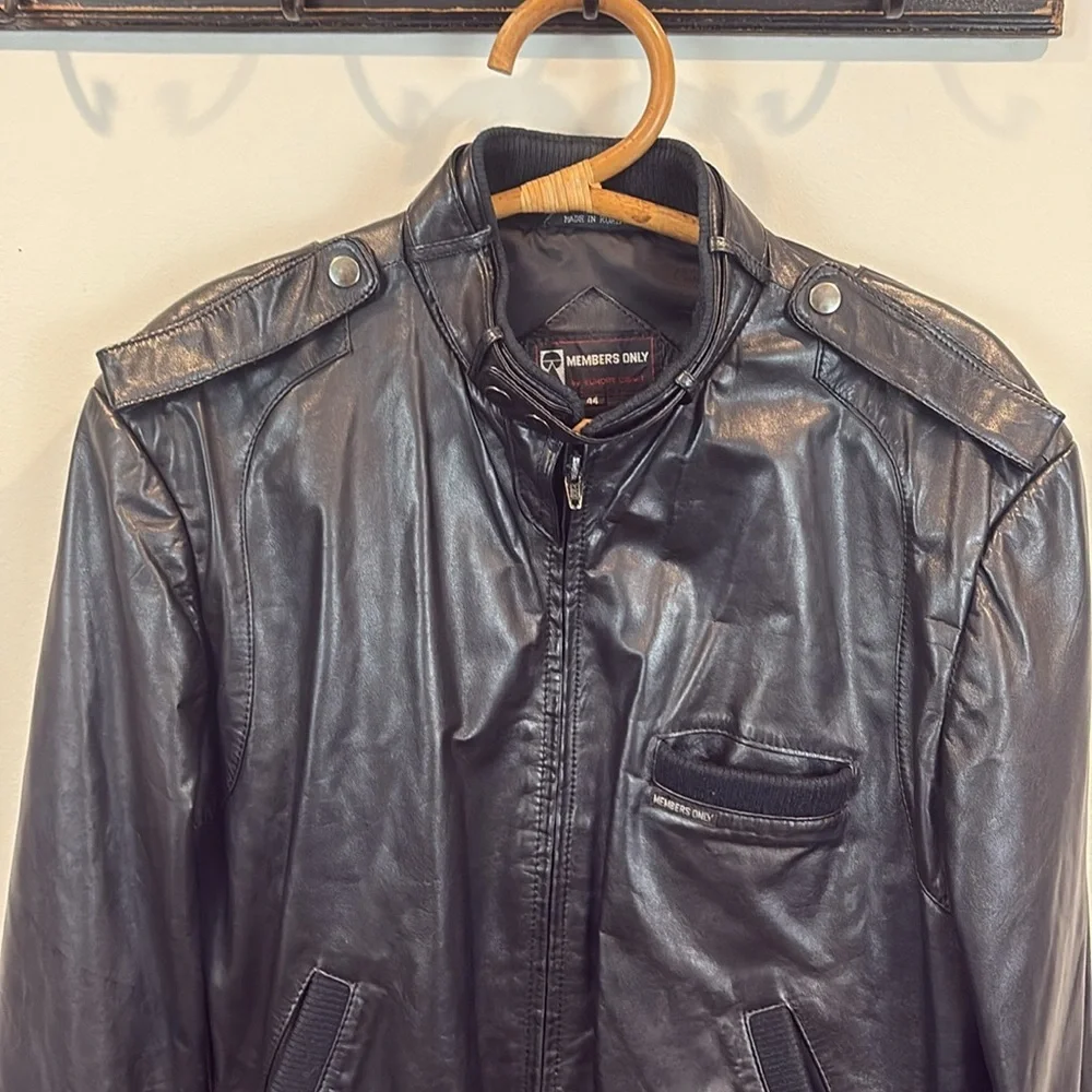 Vintage Members Only Soft Leather Motorcycle Bomber Jacket Size 44 Medium